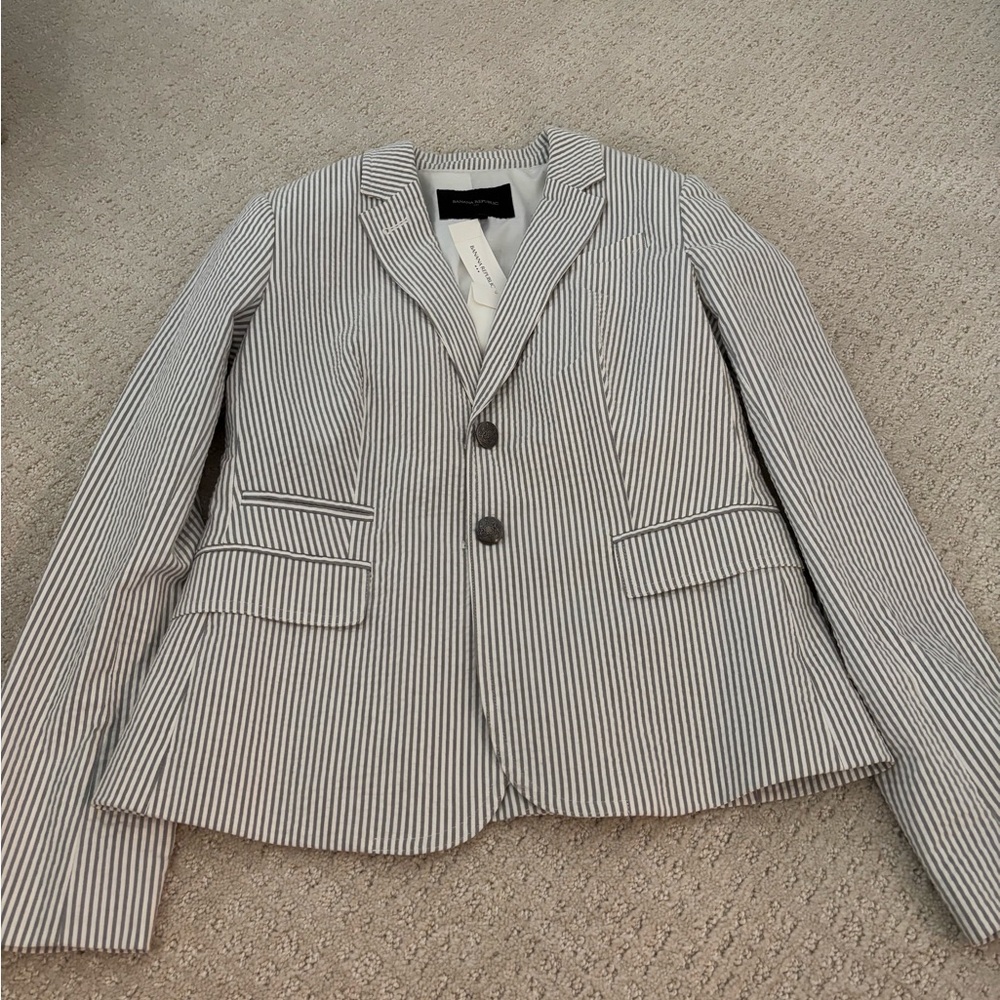 Banana Republic Striped Blazer with Button Closure seersucker